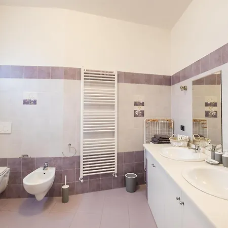 In Borgo Doneglia With Kitchenette * Borgo d'Oneglia