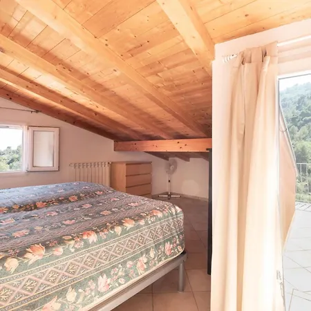 In Borgo Doneglia With Kitchenette * Borgo d'Oneglia
