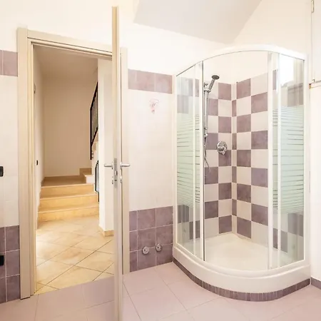 In Borgo Doneglia With Kitchenette * Borgo d'Oneglia